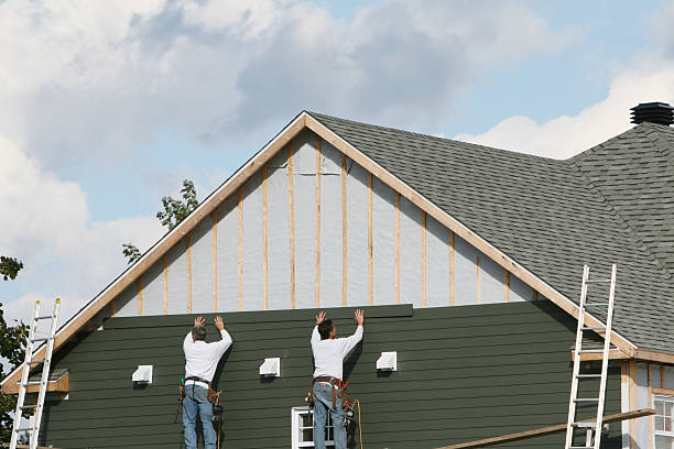 Professional Siding Contractor technician working in Thurmond, NC